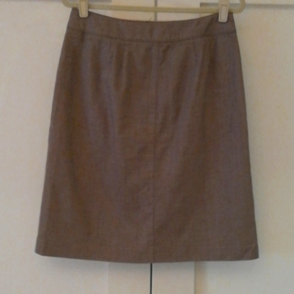Brown Button-Down Skirt - Picture 7 of 10